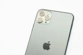 同是5000多元，买iPhone11也不选XS，原因是什么？视频封面