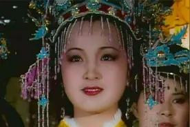 刘心武揭秘红楼梦（三） 贾府婚配之谜视频封面