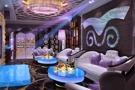 西安17岁男生花完30万元留学学费，父亲哀求：望商家如数退还费用视频封面