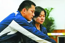 “围棋王子”常昊：不顾恩师反对，娶大8岁二婚师姑，现状如何？视频封面