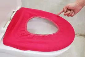 今天才知道，卫生间马桶垫这么多年原来安装错了，这才是正确方法