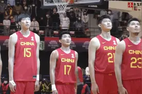 世预赛中国男篮VS日本，这才是男篮最强阵容！上万日本球迷输懵了视频封面