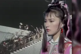 80年代丽的武侠剧真不错，李赛凤演活了阿青，俏皮可爱，青春美丽视频封面