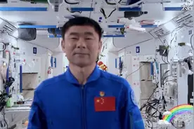 刘伯明在太空讲开学第一课：我们的征途一直是星辰大海视频封面