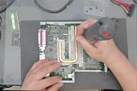 拆解库存7年的惠普迷你电脑，看看还有什么能用上的。视频封面