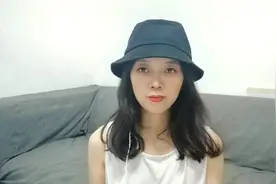 神车哈弗H6新老对比，第三代车型即将上市，买旧还是等新？视频封面