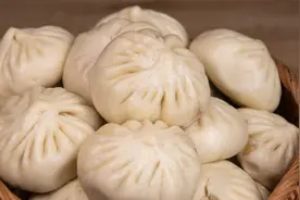 天津灌汤包的正宗做法，教你不外传调馅秘诀，馅香汁多，快收藏