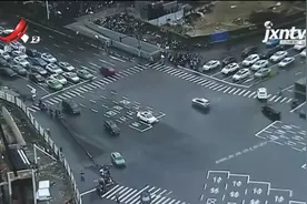 南昌：57岁男子从广东流浪至南昌 交警热心助他回家视频封面