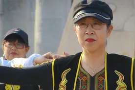 歌曲《最美的还是我们新疆》，刀郎演唱。劲舞春风，不变的旋律视频封面