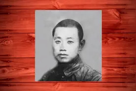 中原野战军，第6纵队司令员是王近山，首任司令员是哪位将军？视频封面