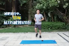 大叔励志减肥：每天坚持2分钟，20天瘦掉大肚腩，整个人变年轻