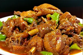 做红烧鸡块要不要焯水，教你正确做法，鸡肉鲜香不柴，入味又好吃