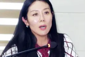 甘肃省“火荣贵”女下属姜保红被逮捕：搞权色交易 同日被双开视频封面