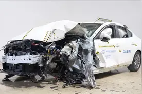 马自达为何成了“最有良心的日系车”？昂克赛拉的A柱告诉你答案视频封面