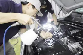 半合成机油换全合成要清洗发动机吗？视频封面