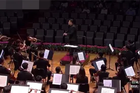拉威尔《鹅妈妈》组曲以稳健速度和丰沛层次营造长虹飞瀑的效果视频封面