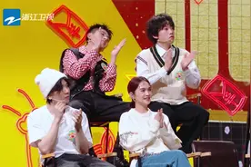 品冠、周洁琼现场乐器对决，周洁琼《十面埋伏》惊呆众人视频封面