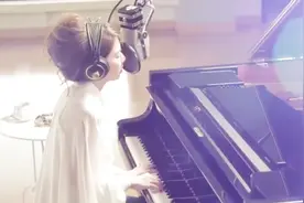 这首歌其实是邓紫棋失恋时写下的，没想到这么打动人心，这么火！