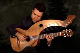 竖琴吉他，你见过吗？来听听她所演奏的月光，看看有什么不一样吧视频封面