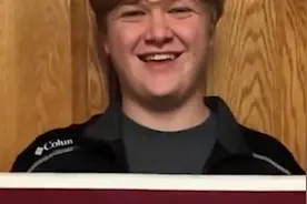 厉害！天才少年同时从哈佛和高中毕业视频封面