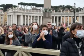 疫情再次反弹，新冠病毒再次“攻陷”欧洲，中国有言在先视频封面