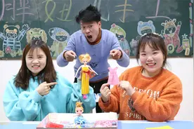 同学的芭比娃娃衣服太丑，胖妞用卡纸自制公主裙，超级好看