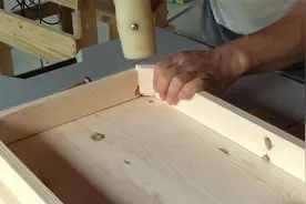 可以在床上用的复古风小餐桌，制作过程太治愈了！视频封面