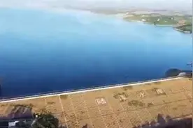 陆浑水库泄洪，龙门石窟紧急闭园，嵩县发布停工、停课、停产通知视频封面