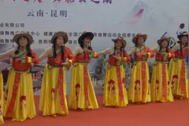 快乐舞步广场舞《欢乐的海洋》，跳出健康和快乐，一起来吧！视频封面