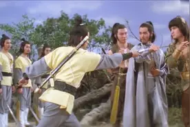 神雕侠侣：小龙女住古墓里，各路恶人不怀好意，幸亏郭靖杨过出手视频封面