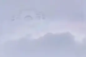男子拍下天空奇幻一幕，难道天上真有神仙？视频封面