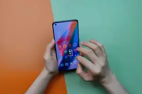 OPPO Find X3透明壁纸功能体验！日历也能设置壁纸你敢信？