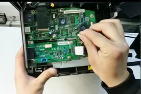 打印机维修晋级篇：惠普1216开机提示“正在初始化“，怎么解决？