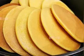 从业20年的面点师传授的玉米饼做法，简单无难度，像蛋糕一样好吃视频封面
