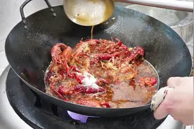 最新十三香小龙虾的炒制视频全过程，数字化比例配方，全程干货