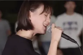 小阿七翻唱《那女孩对我说》，只有经历过的人才懂得，动人心弦视频封面