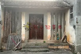 广东农村惊现古代防盗技术，能通风，能进出家禽，又能防敌人，视频封面