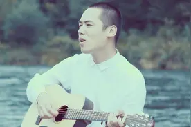 一首《听听》听一遍，再来一遍！视频封面