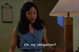 华裔大姐与婆婆吵架，狂飙中文对骂，把一旁的老美邻居都整懵了视频封面