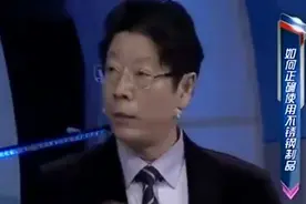 一探：饭菜放进不锈钢锅过夜，会产生致癌重金属，听专家怎么说视频封面
