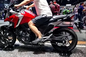 新车鉴赏，高清实拍2022款本田NC750X视频封面