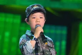 歌声的翅膀：萌娃献唱《一二三四歌》！原唱阎维文就在台下坐着！