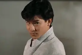 张卫健回忆最让他感激的人，第一位便是刘德华，在他破产时帮助他视频封面