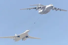 乌克兰伊尔78加油机，宣4万美元出售，当初中国给4千万为啥不卖？视频封面