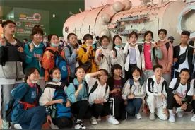 甘肃广河中学生北京研学：参观北大红楼，回顾革命历史视频封面