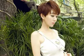有颜值有身材 脸妩媚动人而又温柔甜美 最美酒窝女神姜妍 混剪视频封面