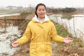 这么能歌善舞的妹子极少见，翻唱《舞女》百万粉丝都听入迷了
