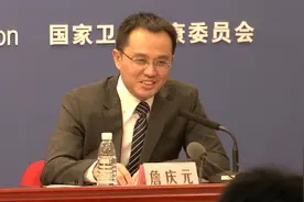 提醒家里的老人！专家不建议老年人戴口罩跳广场舞视频封面