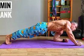 如何消除腰腹两侧赘肉？俄罗斯大兵5分钟平板跟练，快速减腰围！