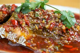 湖南名菜臭鳜鱼，腌制太简单，似臭非臭吃着鲜，瞬间颠覆臭的理解视频封面